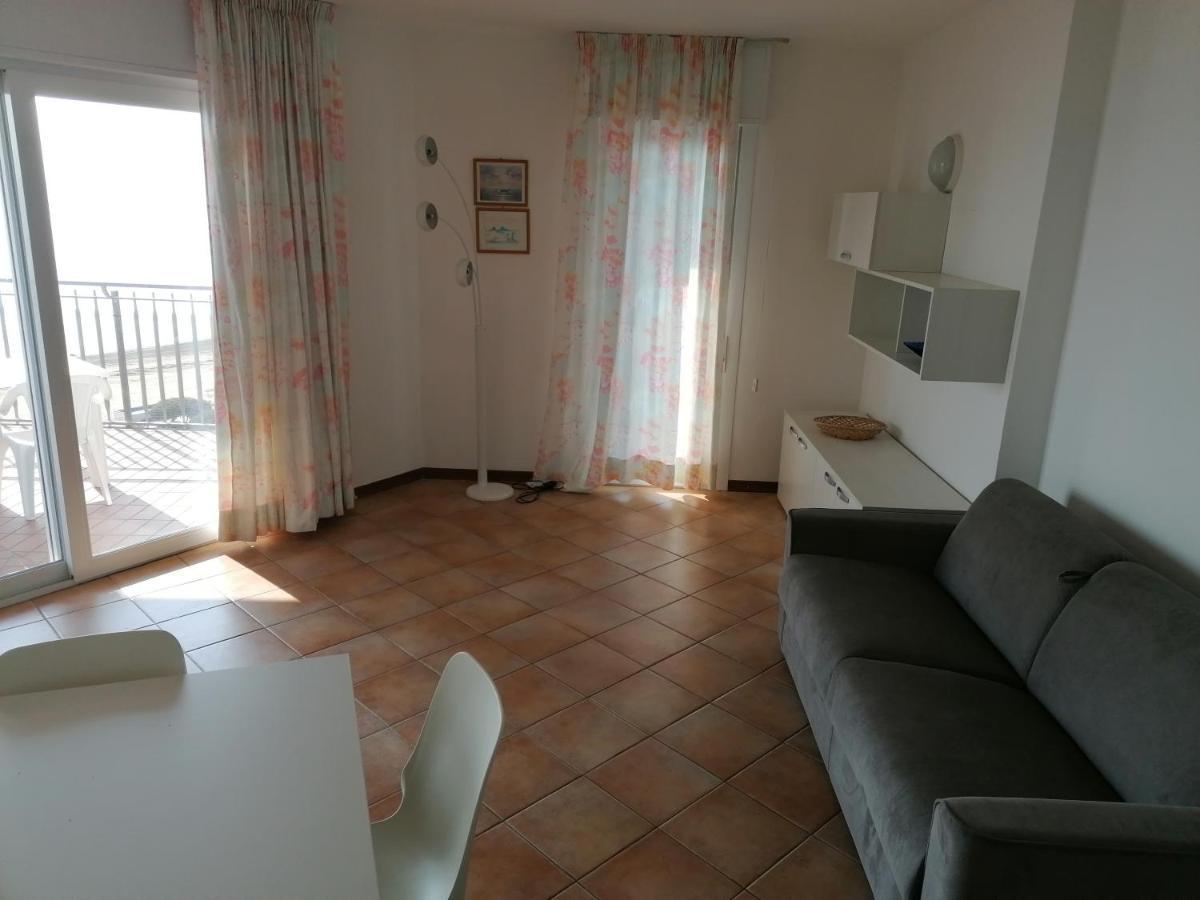 Condominio Aquilone لينانو سابيادورو المظهر الخارجي الصورة