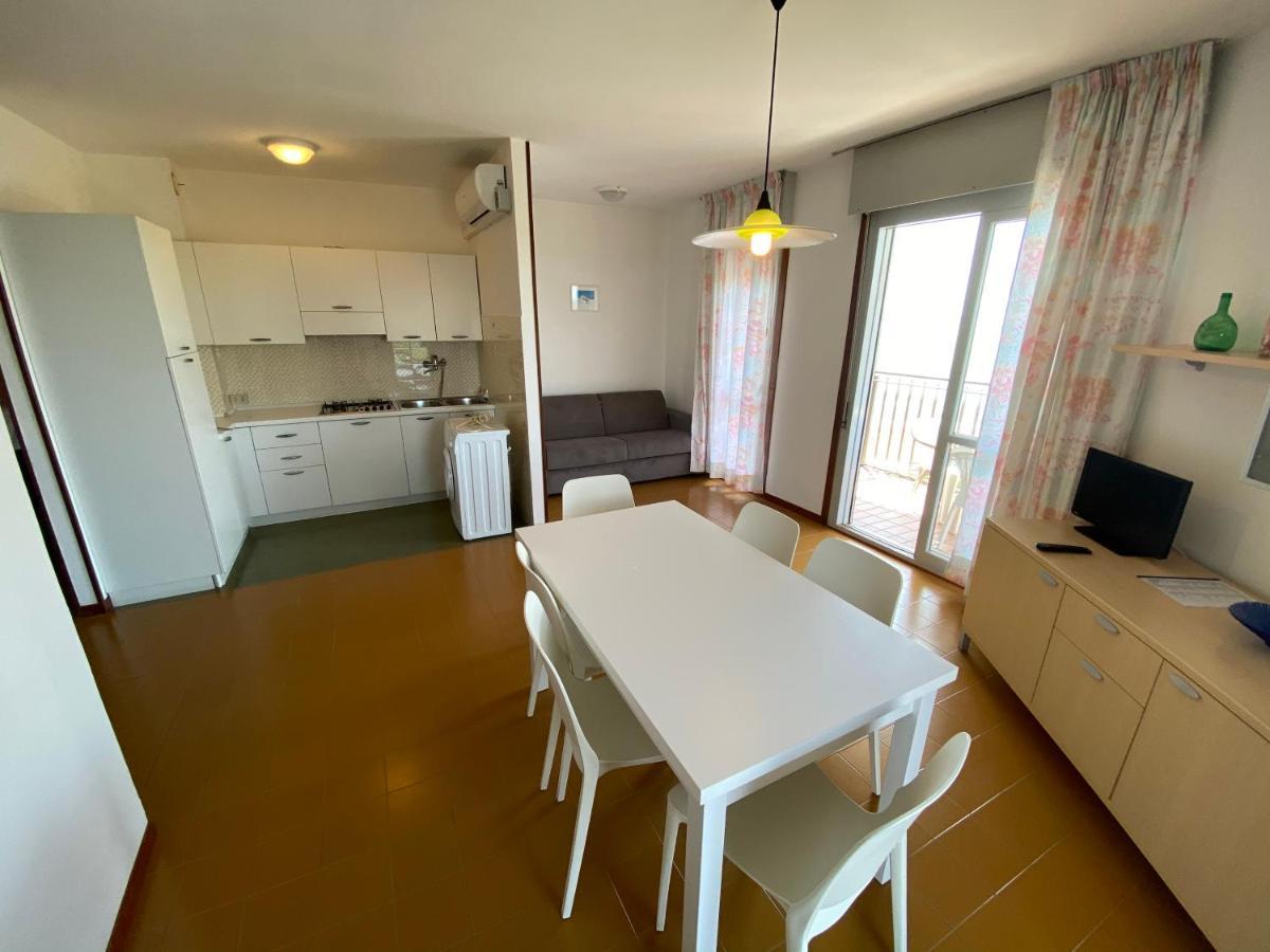 Condominio Aquilone لينانو سابيادورو المظهر الخارجي الصورة