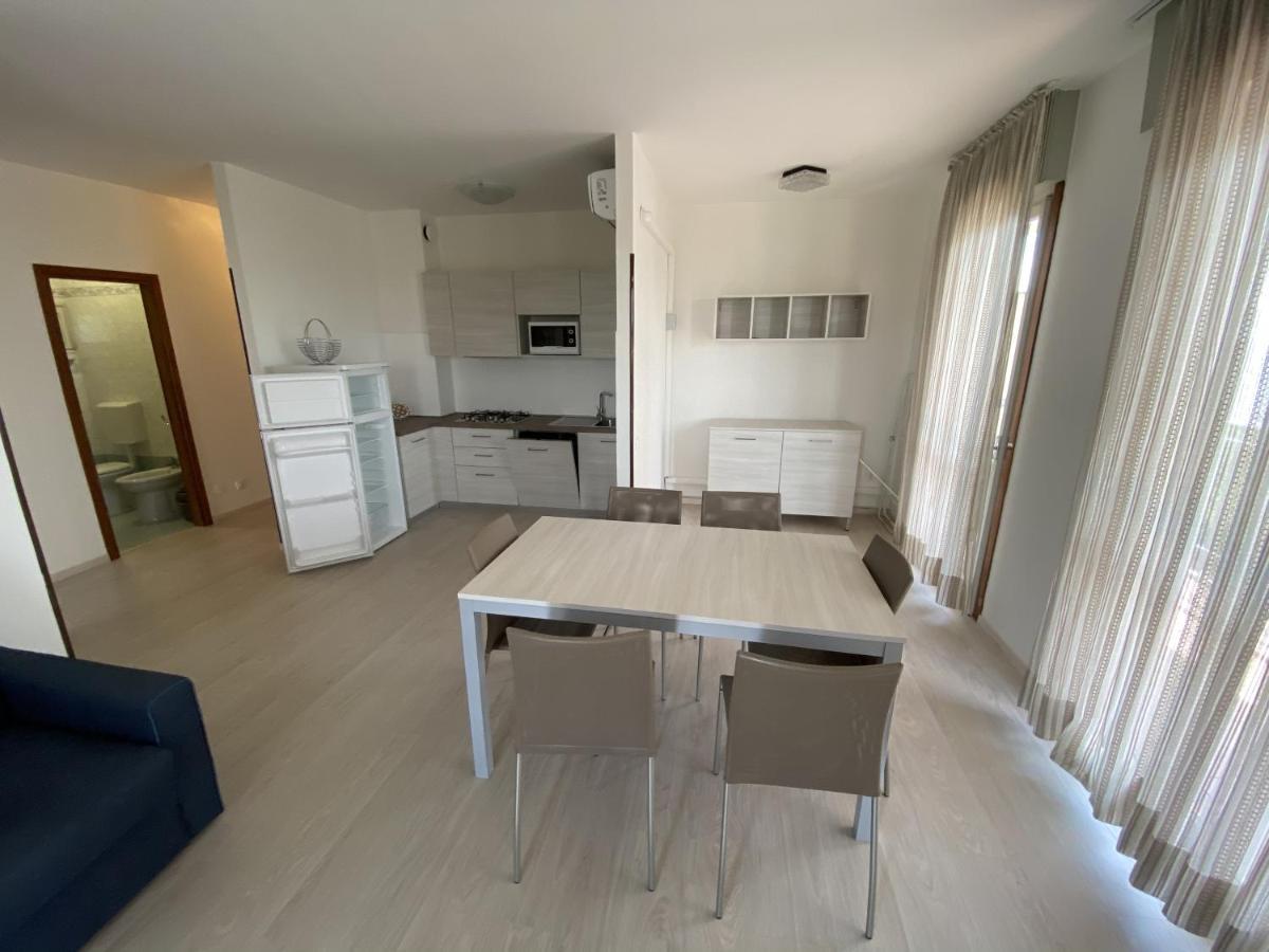 Condominio Aquilone لينانو سابيادورو المظهر الخارجي الصورة